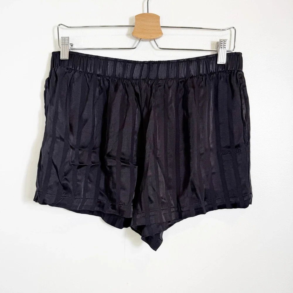 Tommy John Pajama Set Women Large Black Striped Satin Short Sleeve Shirt Shorts
